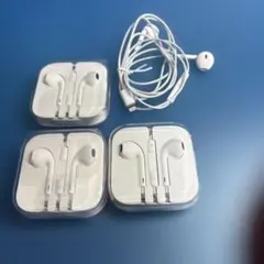Apple 純正イヤホン【新品未使用】 3点と 数回使用の1点の4点まとめ商品