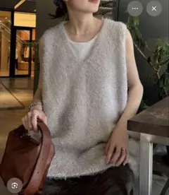 チャオパニックティピー　【美品】フェザーヤーンベスト