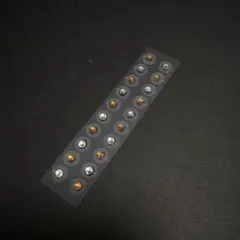 【まとめ買いがお得】耳つぼジュエリー20粒　オレンジ&シルバーストーン　【13】