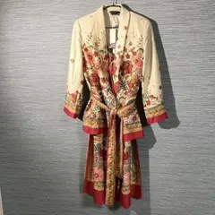 新品 ZARA 大きいサイズ　花柄 ローブセットアップ 上L下XL　パンツスーツ