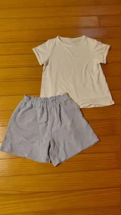美品☆2025年購入　ユニクロ　ルームウェア　半袖　140