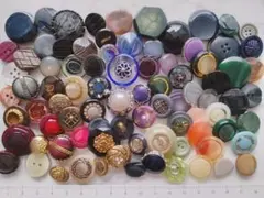 ボタンセット111（アクセサリーパーツ/レトロボタン/アンティークボタン）