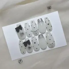 ネイルチップ　量産型　フレンチガーリー　ドット　リボン　ワンホン