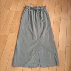 DONEEYUくすみグリーンロングスカート