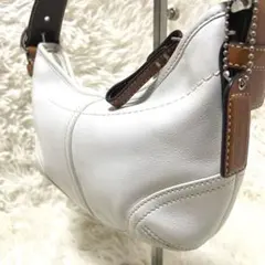 コーチ COACH ワンショルダーバッグ ホーボー レザー ホワイト 三日月型