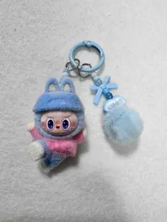 帽子ラブブ　ポンポン付き　キーホルダーのサムネイル