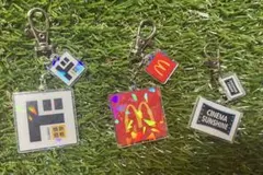 企業ロゴ アクリルキーホルダーのサムネイル