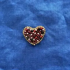 ハート No.5 ビーズブローチ　ハンドメイド