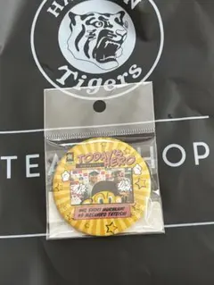 JRA70周年メモリアルヒーロー缶バッジ 3種セット - メルカリ