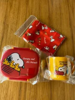 【新品/日本製】子供用 【弁当箱・マグカップ・マグ袋】3点セット/スヌーピー