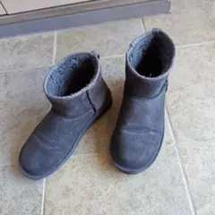 Item thumbnail for item fa5cc860-17bc-4fe3-82a6-b12de0e5ddfe