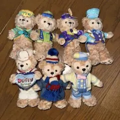ダッフィー ぬいぐるみバッジ 35体セット - メルカリ