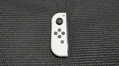 Nintendoswitch　ジョイコン　有機ELモデル　ホワイト　左側