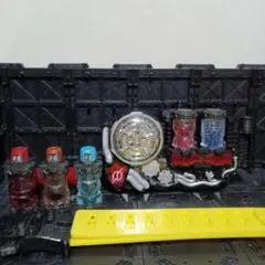 仮面ライダービルド DXビルドドライバー フルボトル5本付き