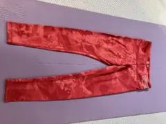 Item thumbnail for item 3b2cfff2-2d72-47a0-abec-3cc959e0a59e