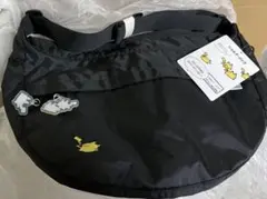 ポケモンセンター　ショルダーバッグ　逃　ピカチュウ