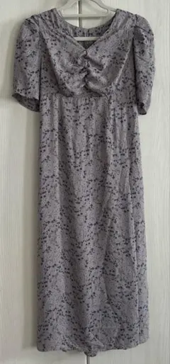 薄紫色花柄ウエストリボン付きロングワンピース