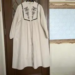 サマンサモスモス　刺繍が素敵なワンピース 羽織り