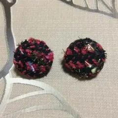 ボルドーチェックピアス