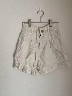 Bershka ホワイト デニム ショートパンツ 24 ズボン 短い ジーンズ