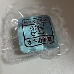 捏捏 海外スクイーズ 牛ケーキ Mサイズ クリア