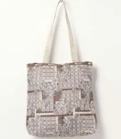 LeSportsac EASY MAGAZINE TOTE ピースドタペストリーのサムネイル