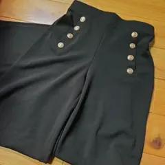 【新品・未使用】　タグ付き ブラック ボタン付き　レギンスパンツ