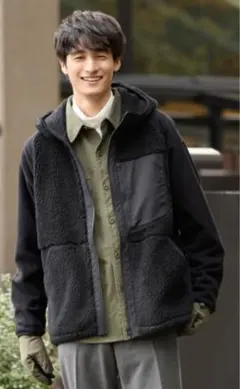 ユニクロフリースパーカー