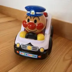 アンパンマン パトカー ミニカー