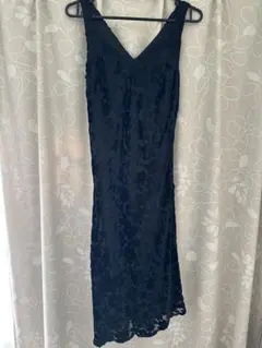 【美品】PeytonPlace ベルベットの柄入りワンピース