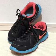 NIKE ナイキ レボリューション☆23ｃｍ　スニーカー ブラック 水色　ピンク