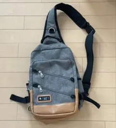 ボディバッグ　Walt LUGER