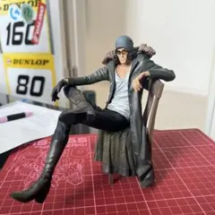 造形師 クザン フィギュアのサムネイル
