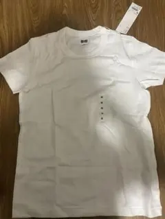 UNIQLO 白シャツ
