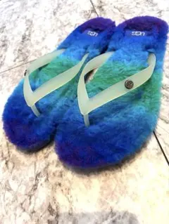 ☆新品☆UGG☆フラッフィー2レインボー(Red Rainbow/7/24cm) - メルカリ