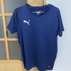 PUMA ネイビー Vネックシャツ　スポーツウェア
