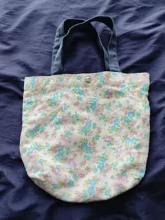 花柄キャンバストートバッグ