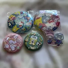 サンリオキャラクター ピンバッジ 4個(まとめ売り、ばら売り可⭕️)