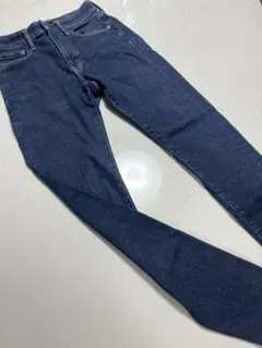UNIQLO ウルトラストレッチ　スキニーテーパード　ジーンズ　S 28