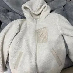 as know as アウター ホワイト ベージュ もこもこ