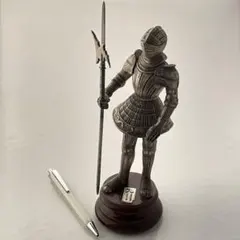 騎士 西洋 甲冑 兜 中世ヨーロッパ チェコ プラチスラバ ピシュチェ城 