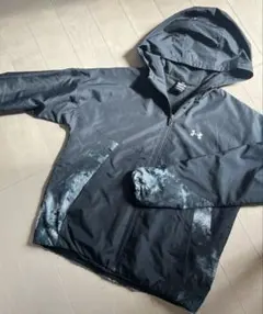 アンダーアーマー　ブルゾン　ウインドブレーカー 160