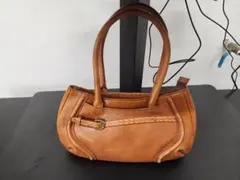 Dakota ブラウンレザー ハンドバッグ