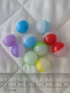 カラフル　プラスチック　ミニカプセル 10個セット　レトロ