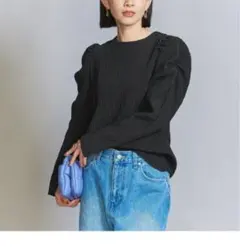 BEAUTY&YOUTH ふくれジャカード パワーショルダートップス ブラックのサムネイル