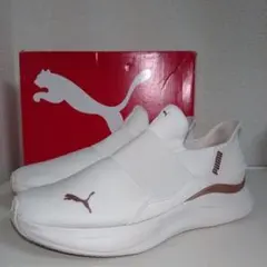 プーマ　PUMA　スリッポン　スニーカー