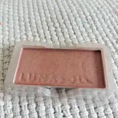 Item thumbnail for item 3813a5e3-4bd8-4326-a80f-57946f46380d