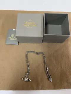 viviennewestwood バスレリーフ ネックレス 82-1002-2A - メルカリ