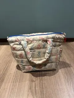 Disney ミッキー 総柄バッグ キルティング 軽量