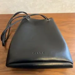 【値下しました】CLANE ブラックレザーショルダーバッグ